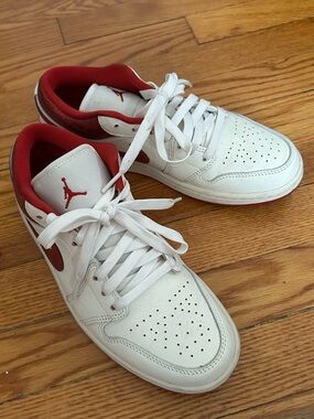Nike Air Jordan Low 1 SE Women’s 8